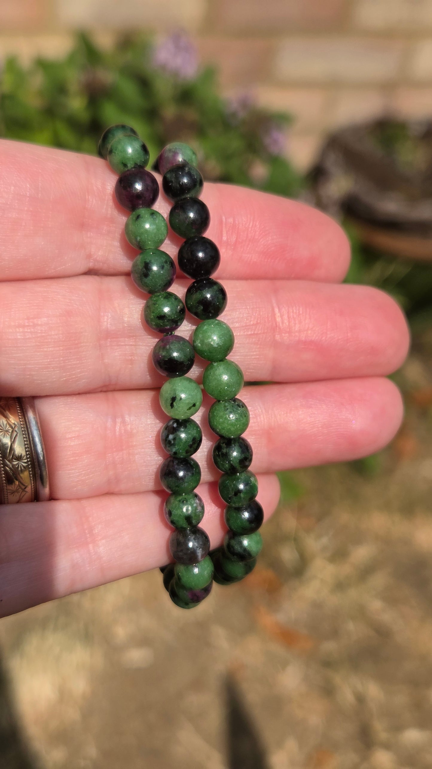 Ruby in Zoisite 6mm Crystal Beaded Bracelet x1