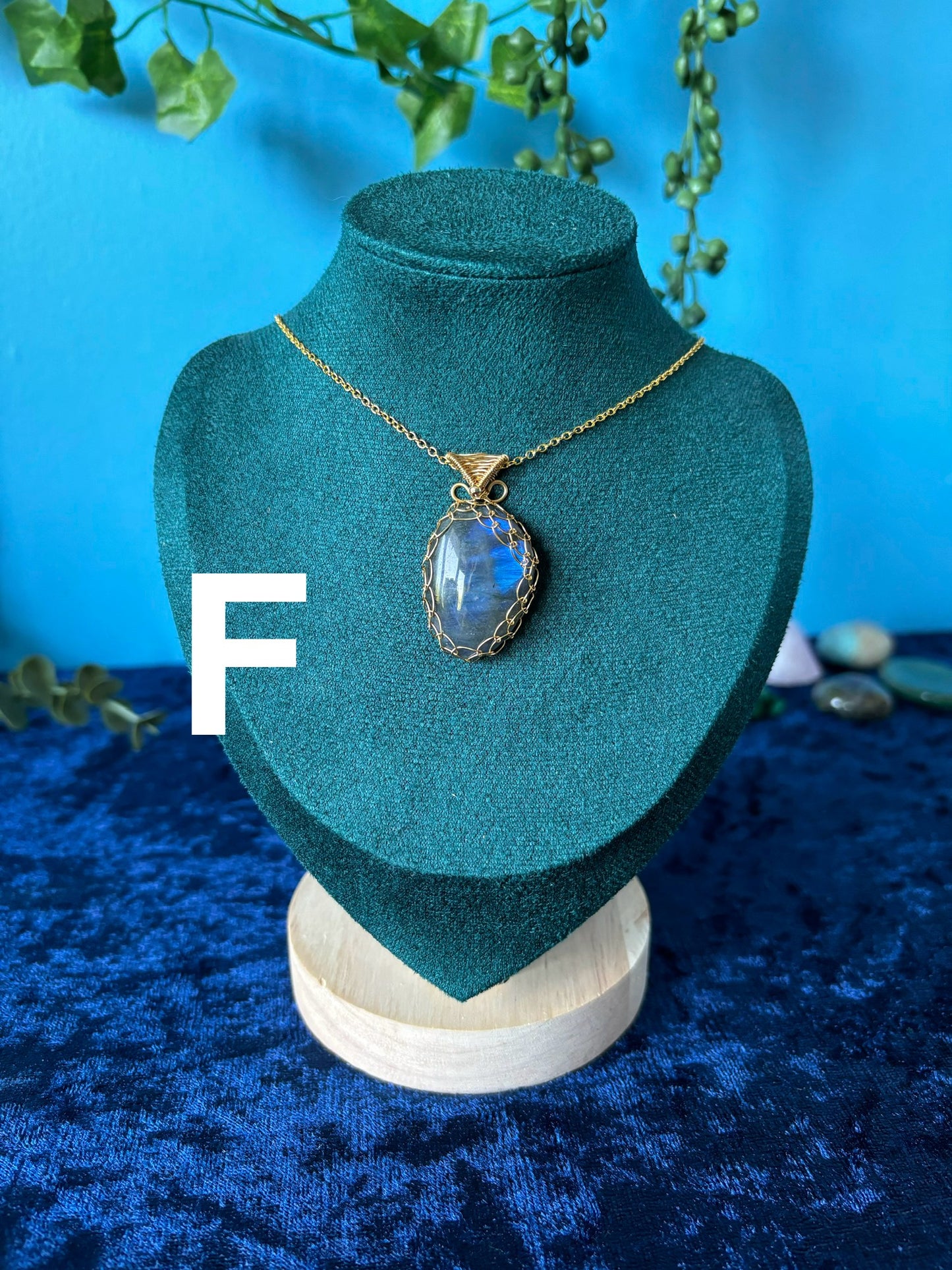 Flashy Labradorite Wire Wrapped Pendant in Gold