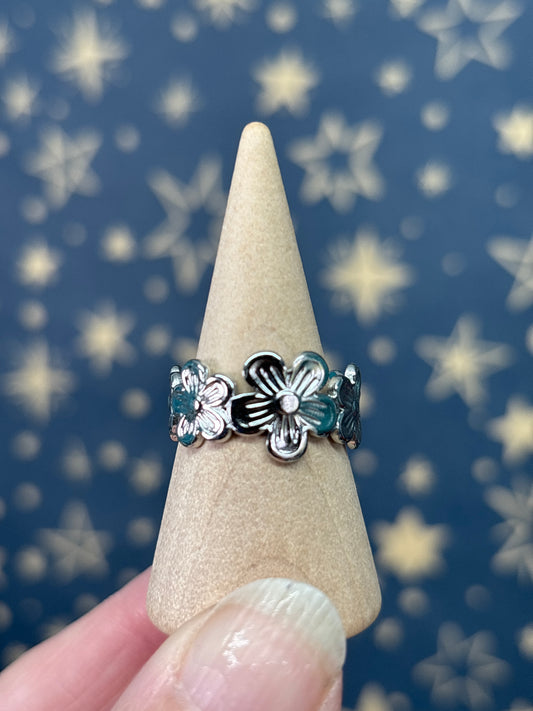 Flower Stainless Steel Adjustble Ring