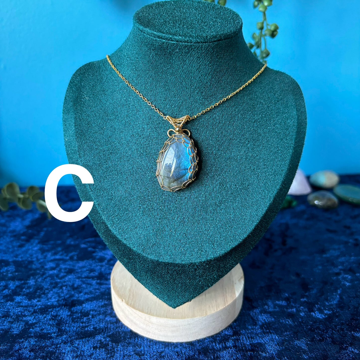 Flashy Labradorite Wire Wrapped Pendant in Gold