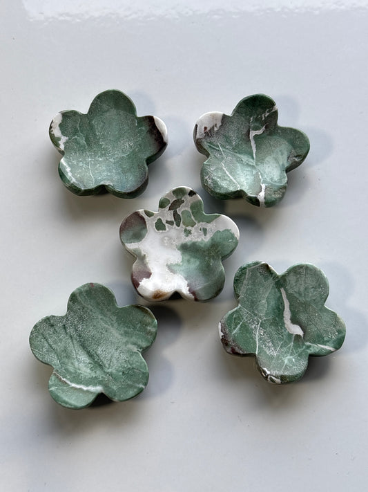 Green Sardonyx Flower Worry Stone (Picked at random)
