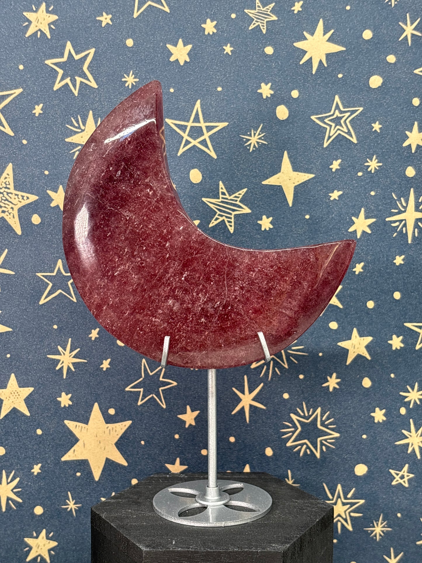 Strawberry Quartz Moon with stand c