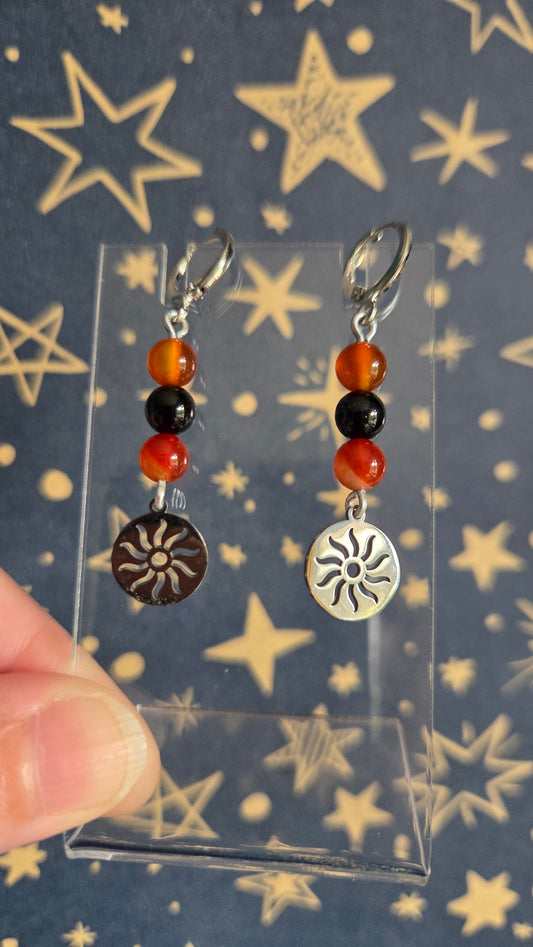 Carnelian and Black Onyx Sun Earrings with Huggie Clasps in Stainless Steel
