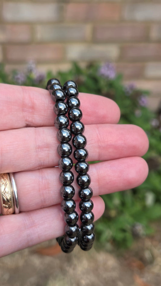 Hematite 6mm Crystal Beaded Bracelet x1